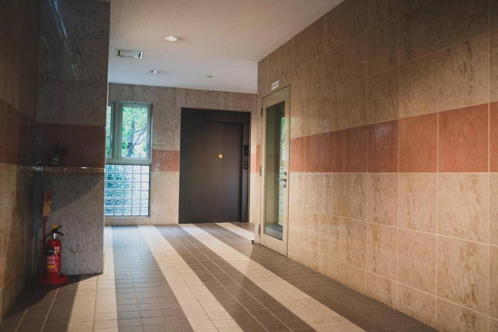 Apartment Kyobashi Base *